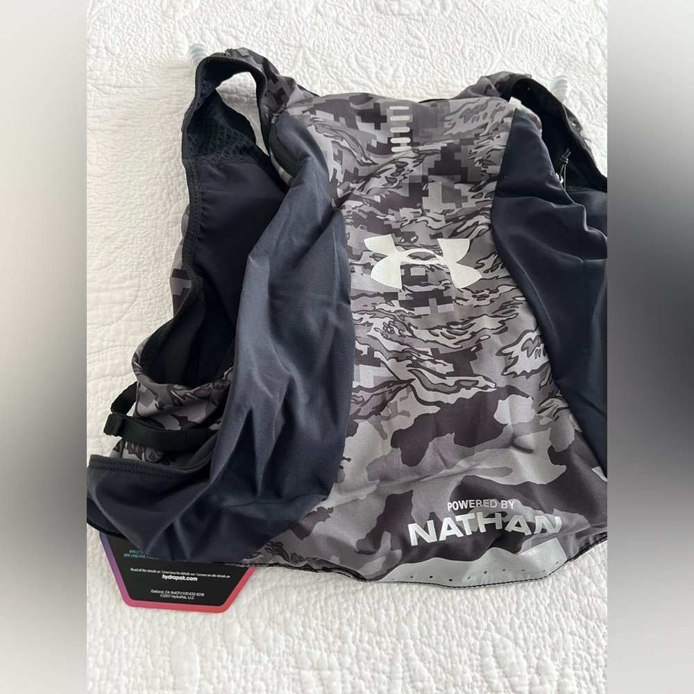 Nathan X Under Armour Infinite 8L Hydrapak Hydration Race Vest Large NEW w TAGS! - Picture 9 of 14